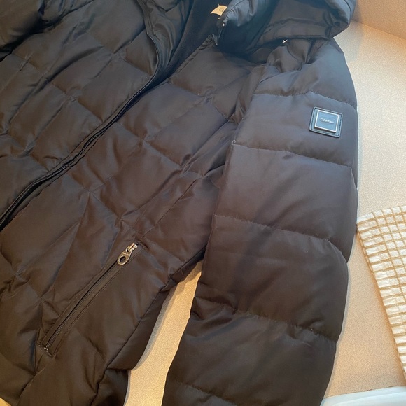 Coat - Picture 4 of 11